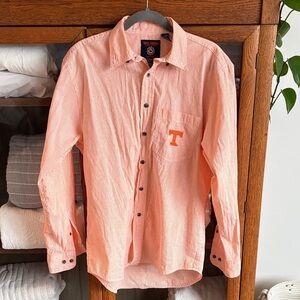 Men's UT Button-Up Shirt